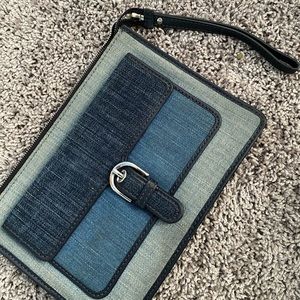 Michael kors wristlet